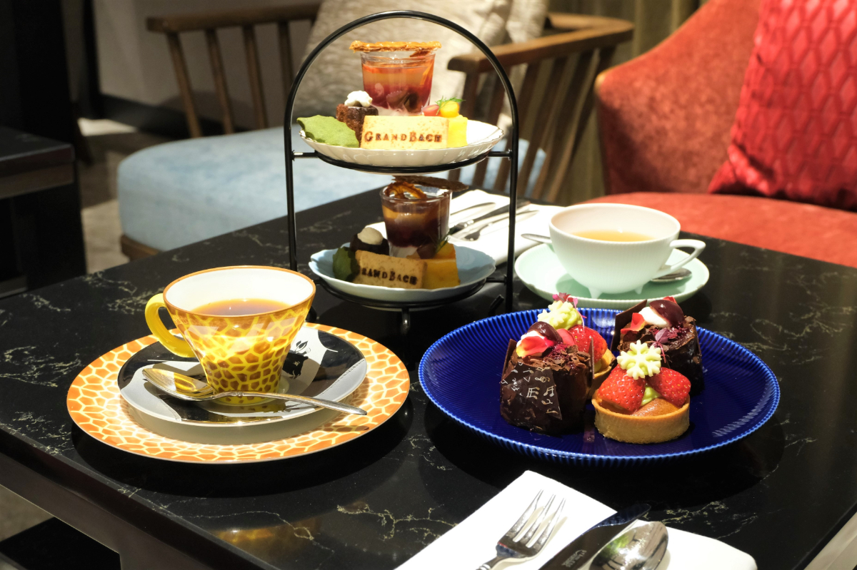 香蘭社コラボレーション「Special Dessert Plate」販売開始
